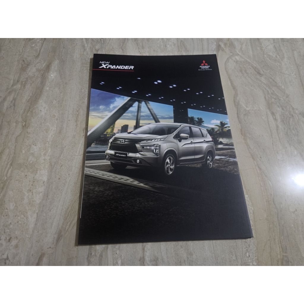 brosur katalog mobil xpander 2022 leaflet
