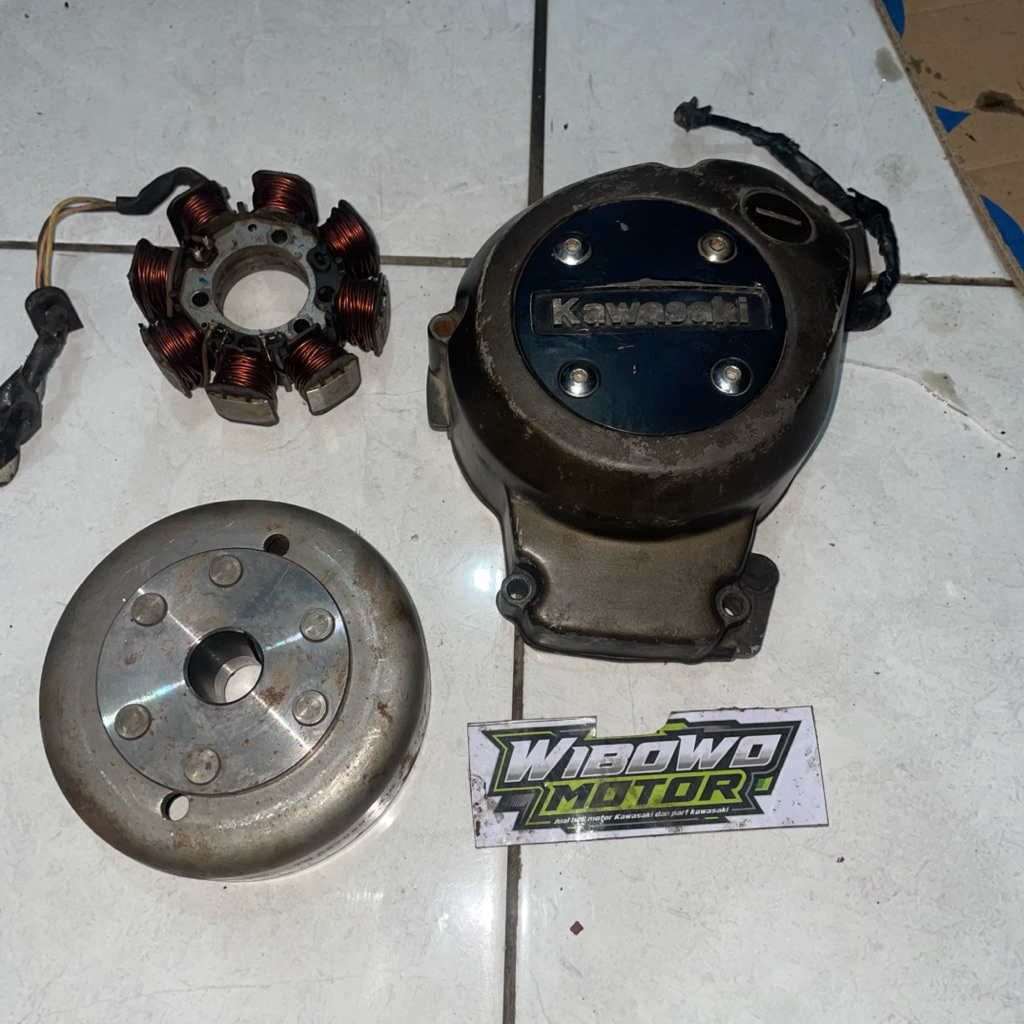 BAK KIRI NINJA R SS RR ZX KALTER KIRI R SS RR ZX MAGNET NINJA R SS RR SPUL NINJA R SS RR PENGAPIAN S