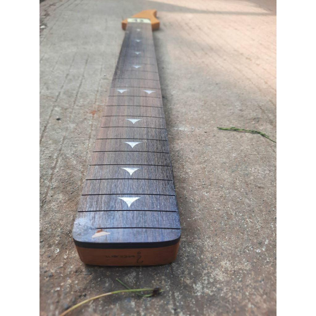 Neck gitar Tradition stratocaster