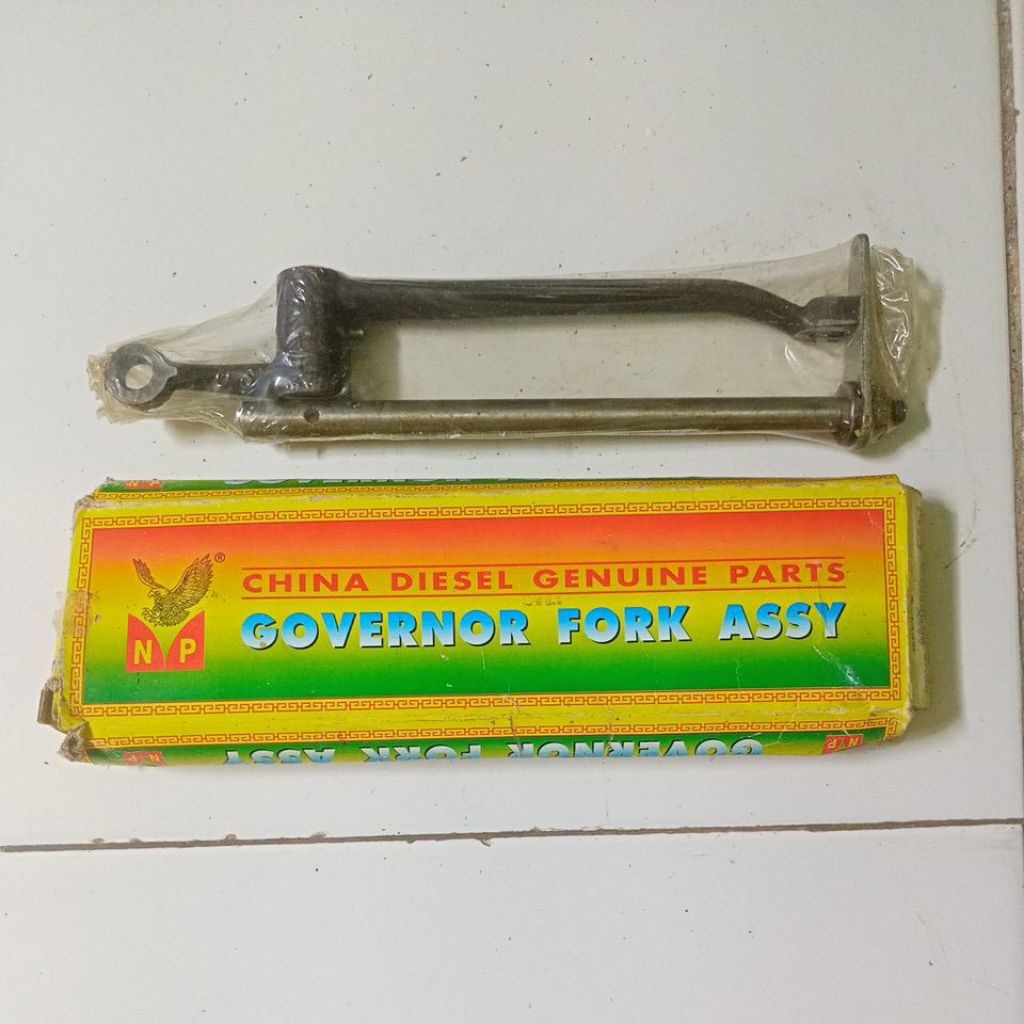 NP governor fork Assy/garpu governor/tiang gas mesin diesel S1110 22pk