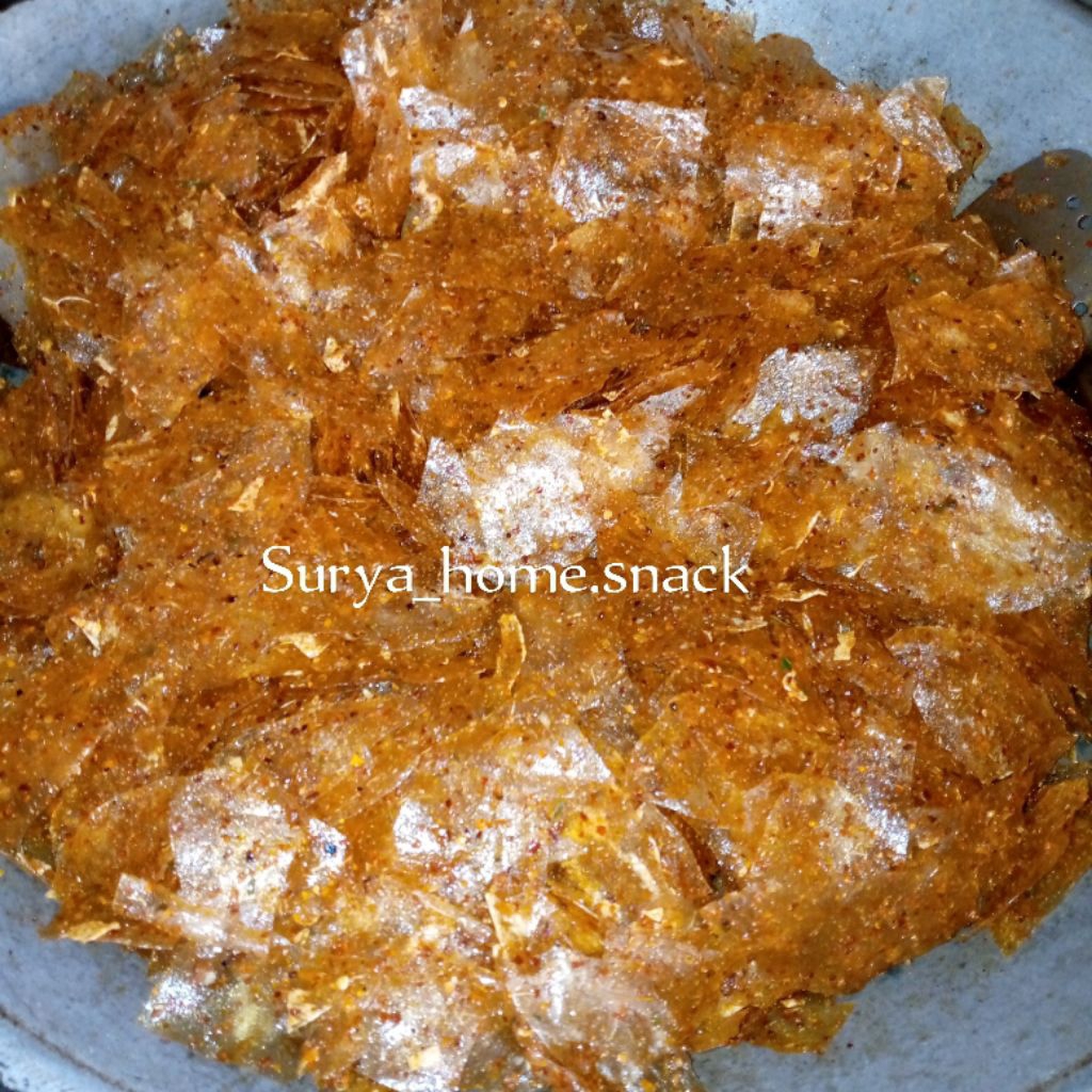 

Keripik kaca pedas daun jeruk 250 gram