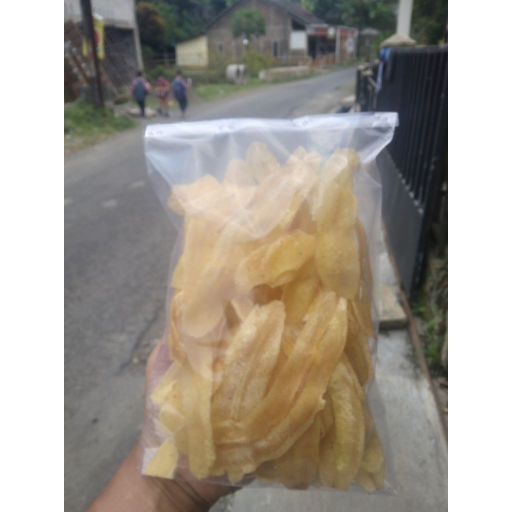 

kripik pisang asin gurih/100gram
