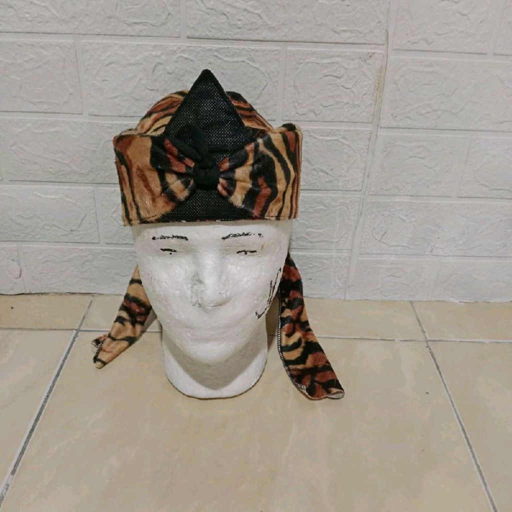 iket kepala Sunda tradisional udeng Sunda motif harimau cocok untuk dewasa
