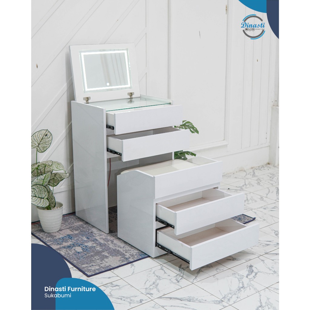 Meja Rias Minimalis Modern HPL