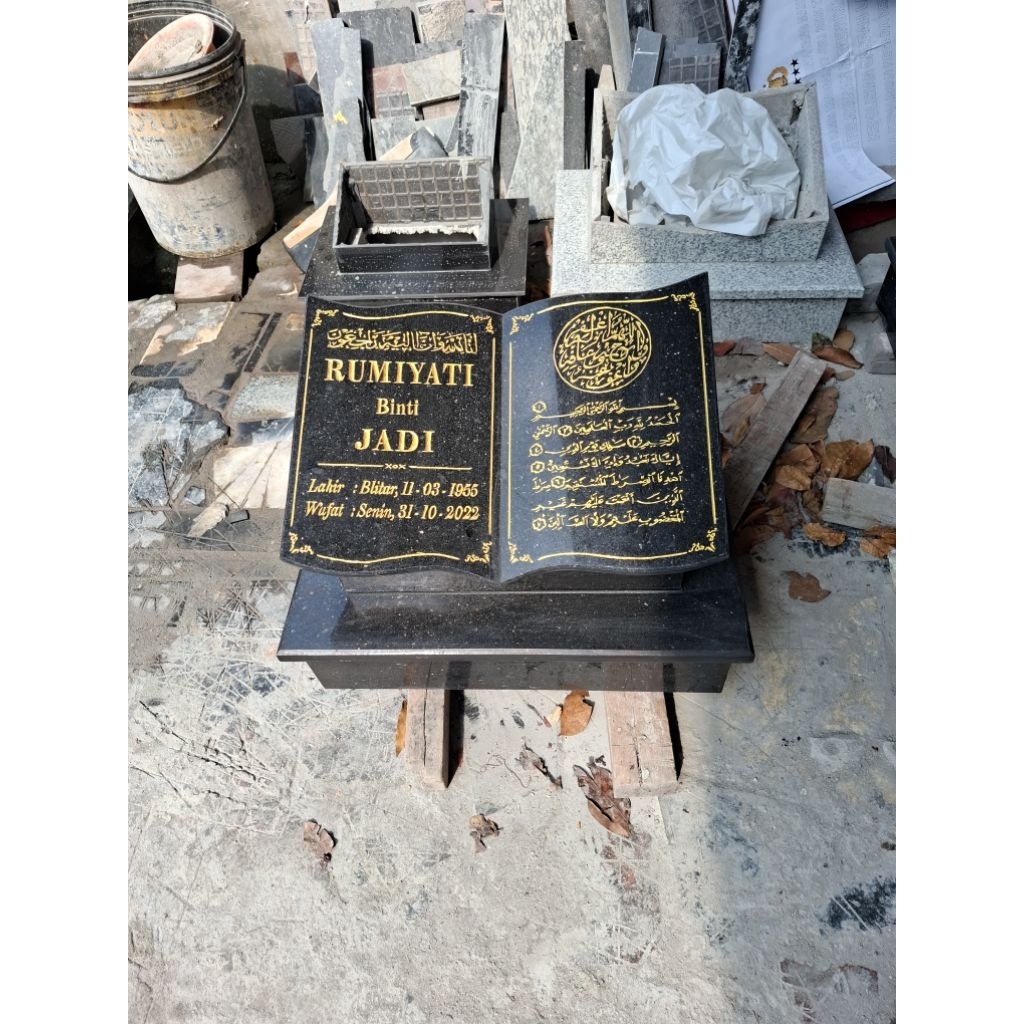 Batu nisan batu granit marmer