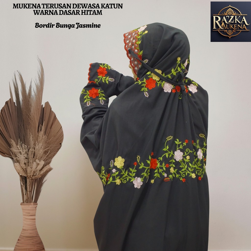 Mukena Terusan Dewasa Bahan Katun Mikro Warna Hitam Bordir Bunga Jasmine Indah