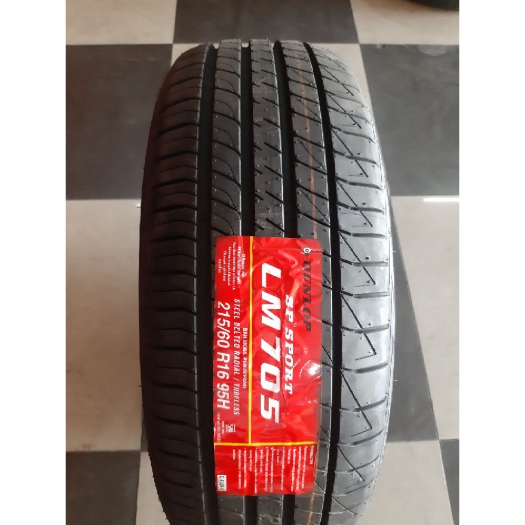 Ban Dunlop 215/60 R16 LM705