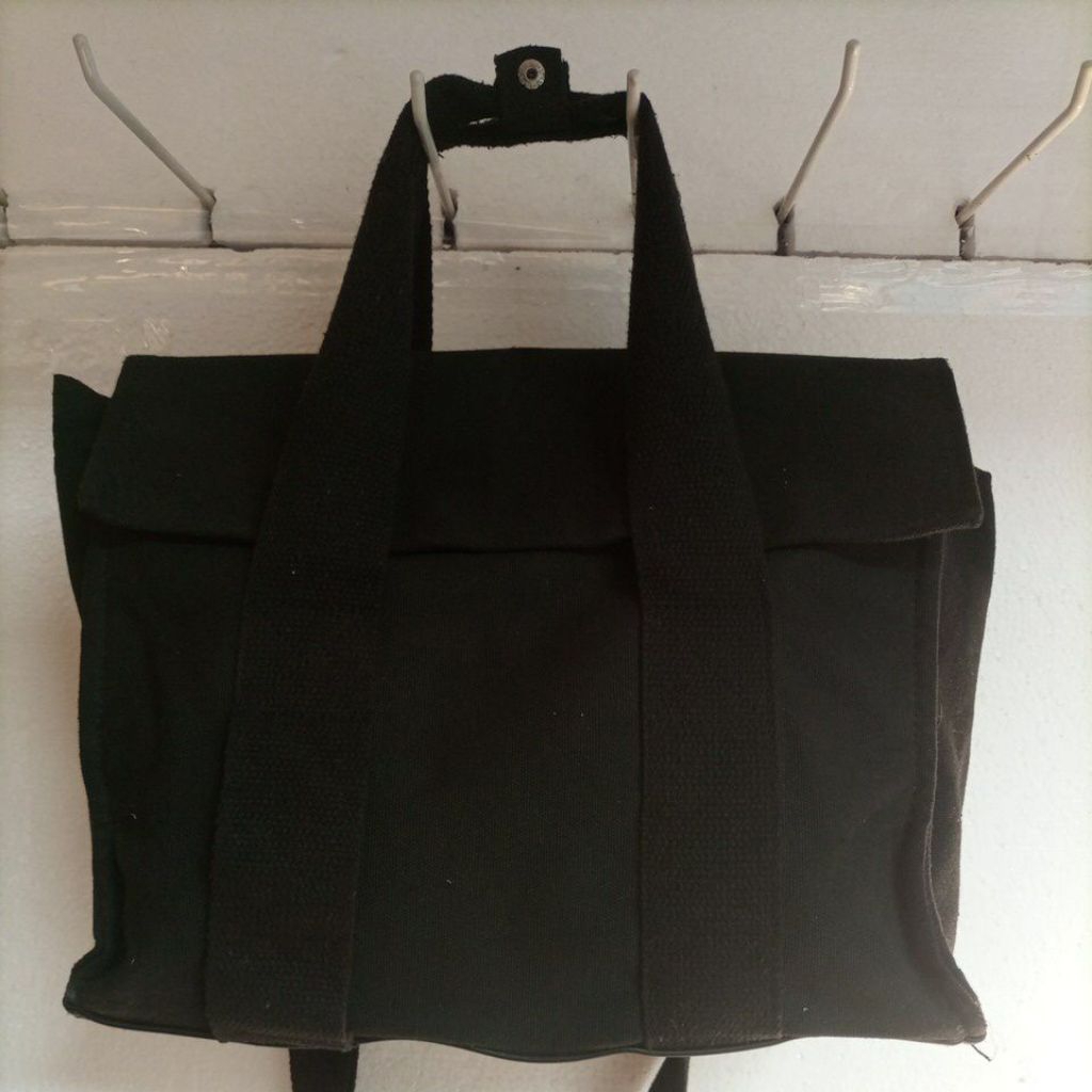 

Canvas Bag-alas-35x13cm-tinggi-29cm-preloved