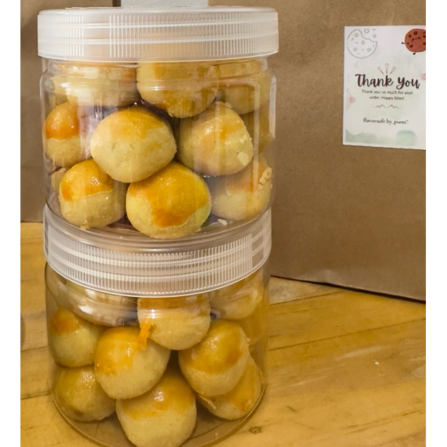 

Cemilan Kue Kering Nastar Nenas Homemade Toples 400ml dan 600ml Selai Nenas Asli