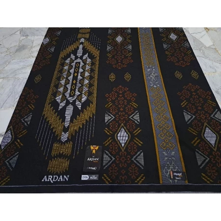 Sarung ARDAN FAMILY BRILIANT GOLD hitam/Batik Gold Original Muslim Lembut Seragam