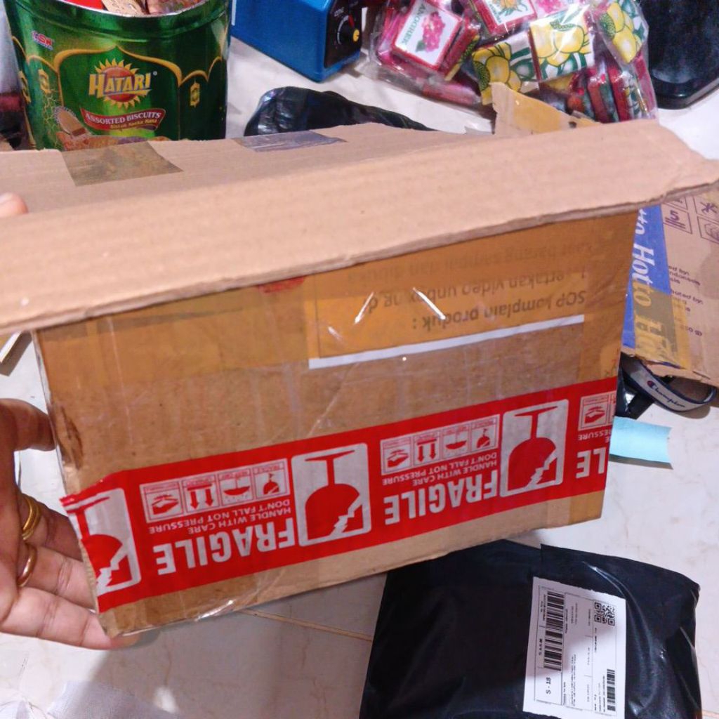 

TAMBAHAN PACKING KARDUS UKURAN TOPI BONI