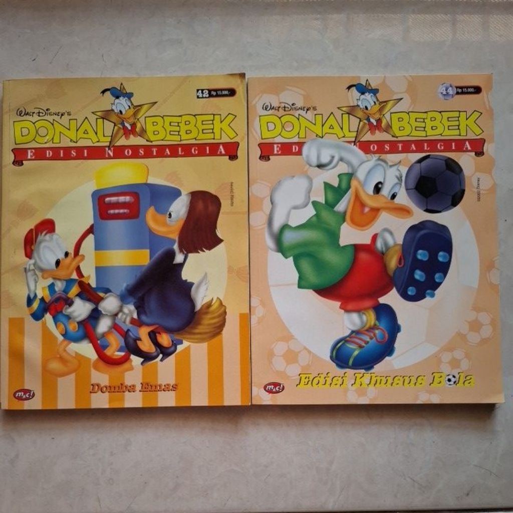 Buku Donal Bebek edisi Nostalgia 2002