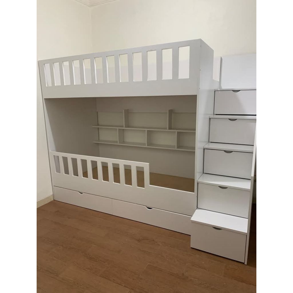 tempat tidur anak 2 tingkat costum/minimalis
