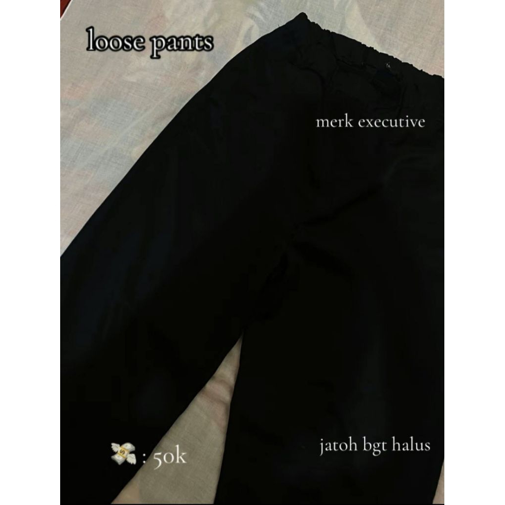 loose pants executive