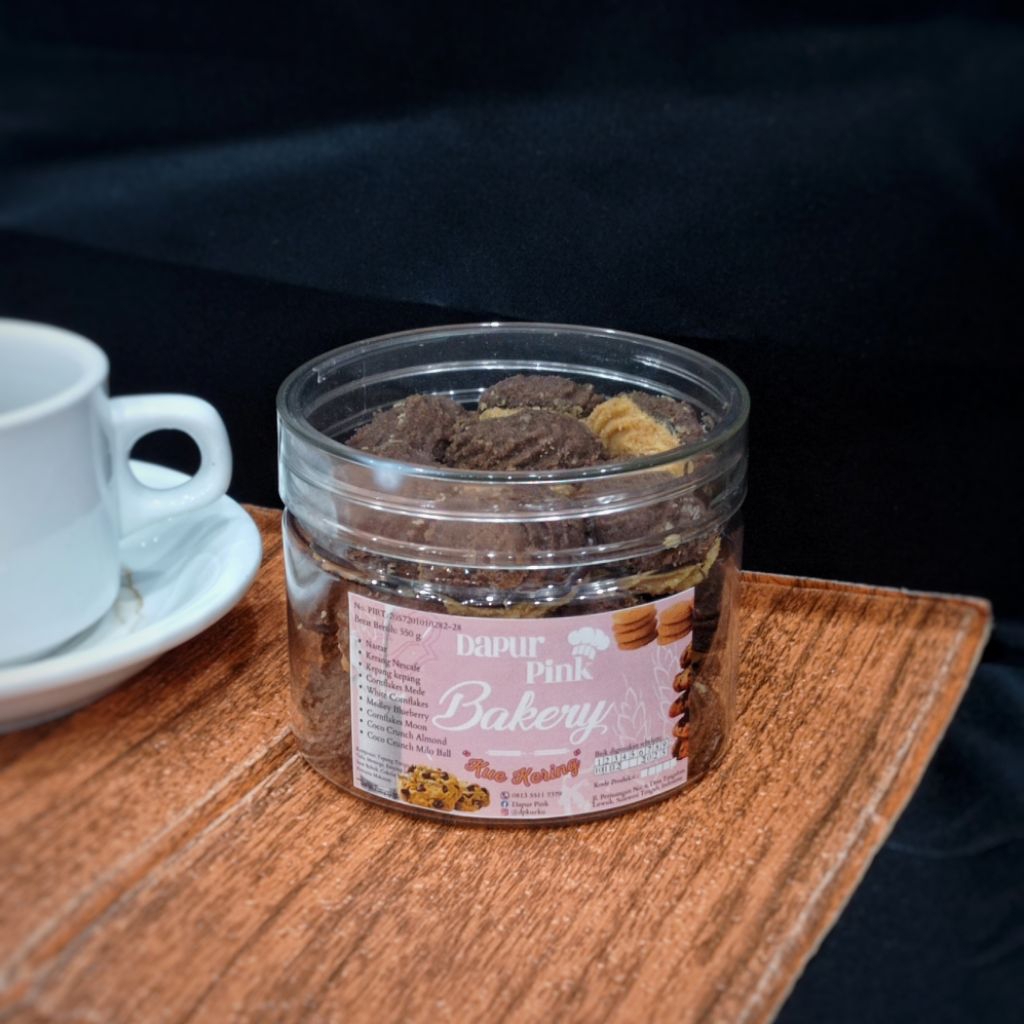 

Kerang Nescafe Kue Kering Premium 700ml