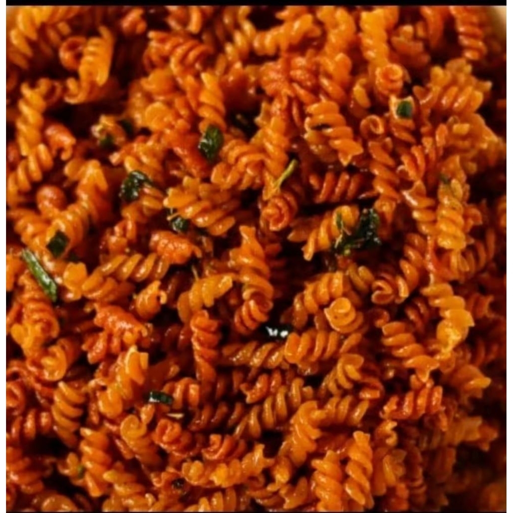 

Makroni spiral pedas extra daun jeruk kemasan 500gr