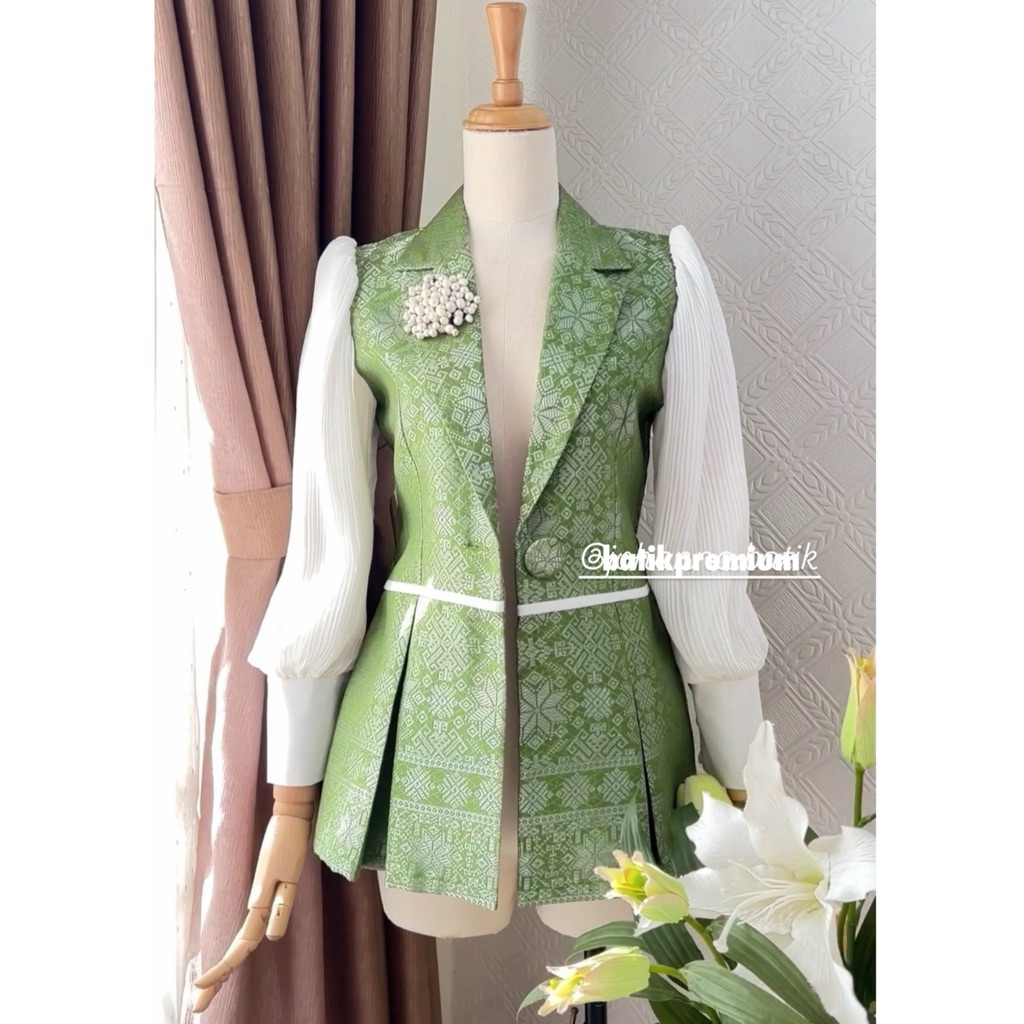 Atasan Blazer Songket Wanita