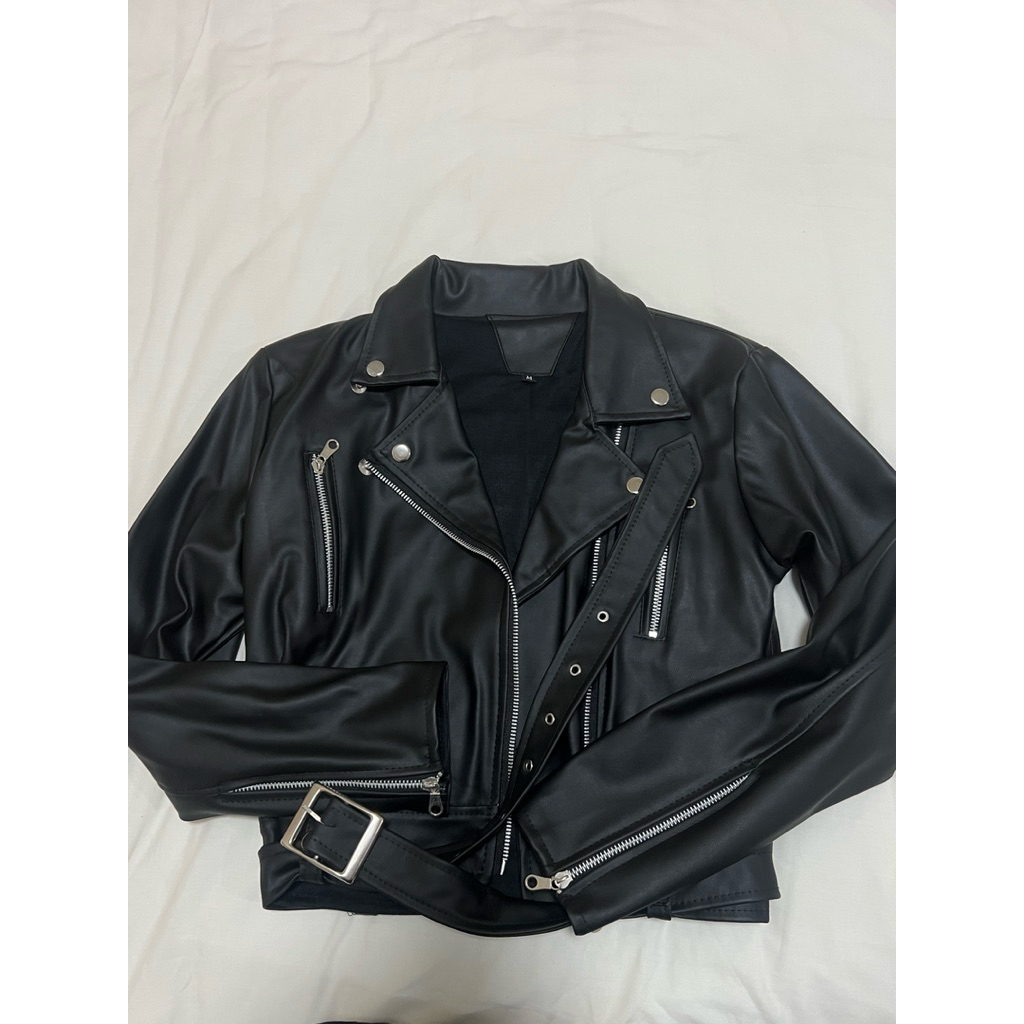 PRELOVED leather jacket Calderioz (dari series antares)