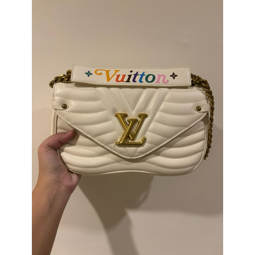 Louis vuitton wave bag