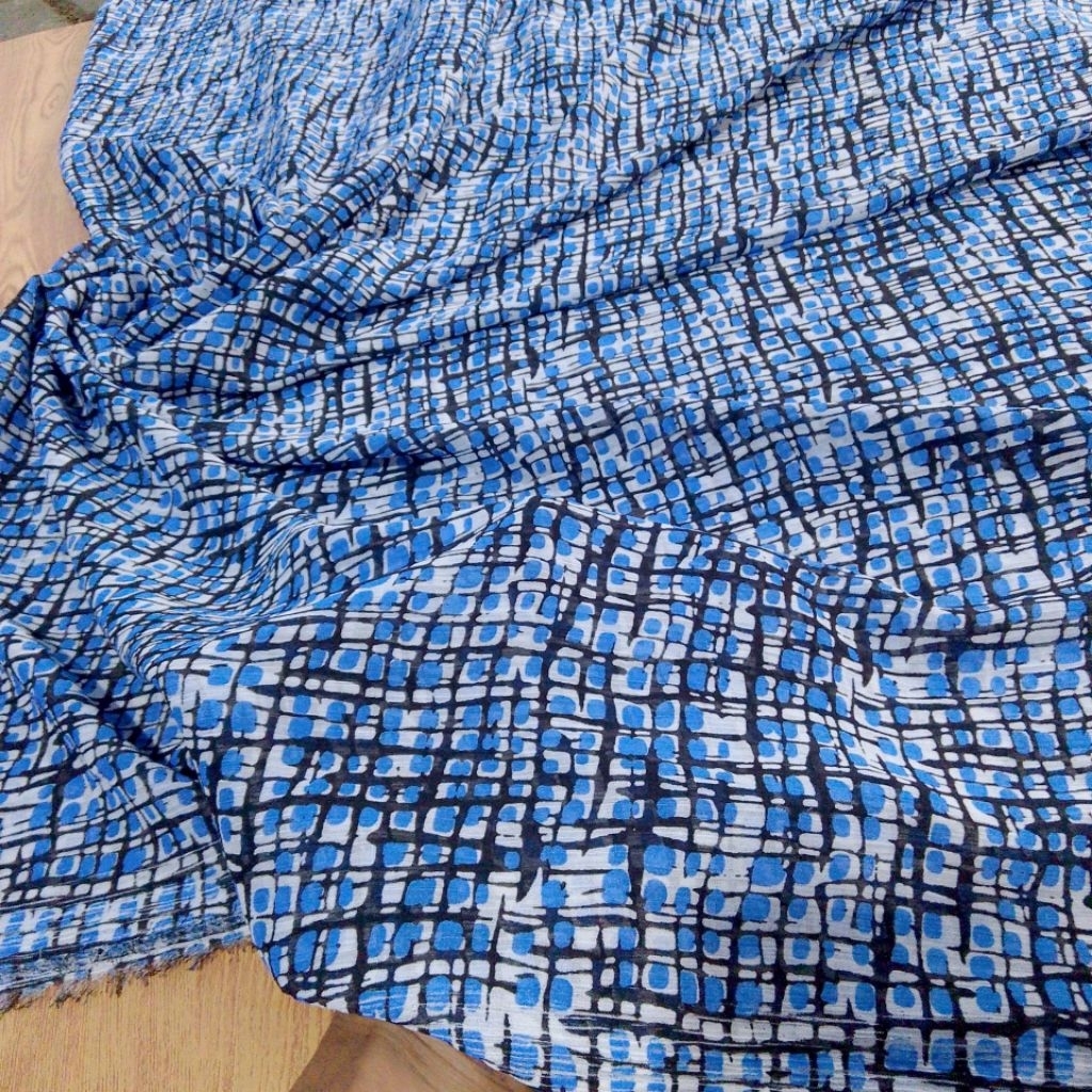 Kain Ceruty Baby Doll Motif Bunga Kotak Mini | Bahan Adem, Jatuh & Lembut untuk Gamis/Kerudung ajt