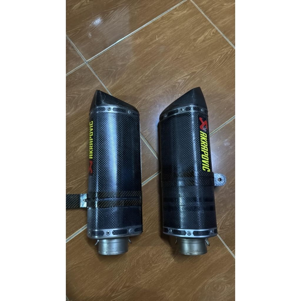 Akrapovic Carbon Original Slovenia Ex Ducmon