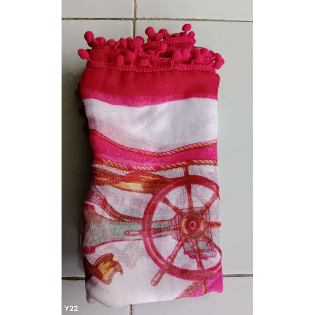 hijab segi empat preloved