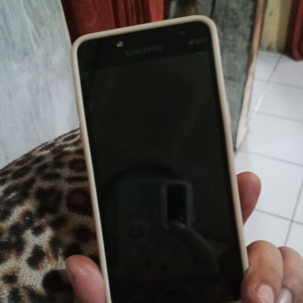 Samsung j2 bekas