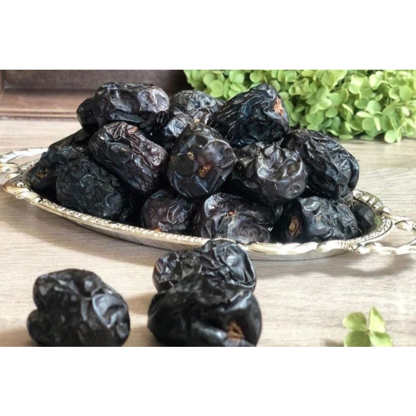 

Kurma ajwa al madinah 500gr original 100% produk baru