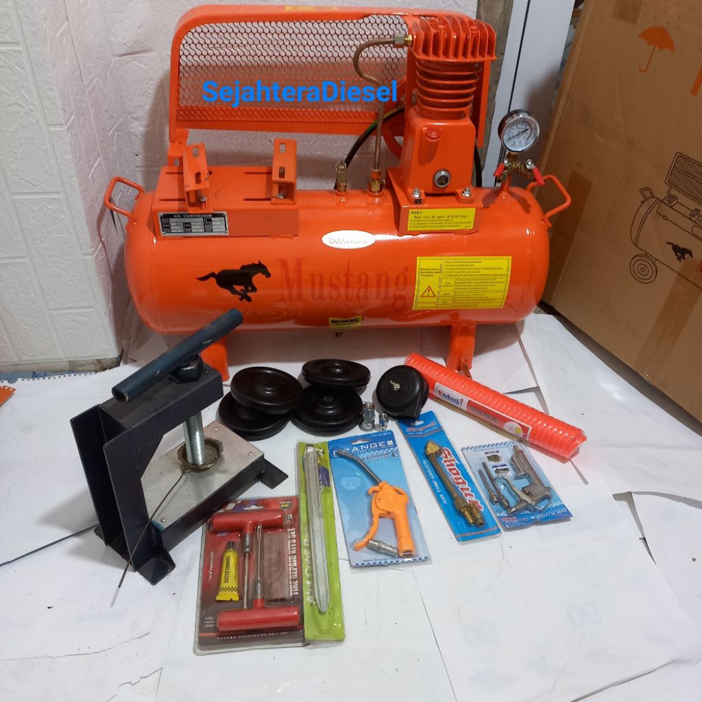 Kompresor  Angin Mustang 1/4HP+Selang+Tambal Ban+Pentil