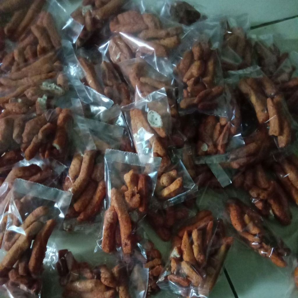 

bastik daun jeruk pedes, satuan 1000 minimal order 15