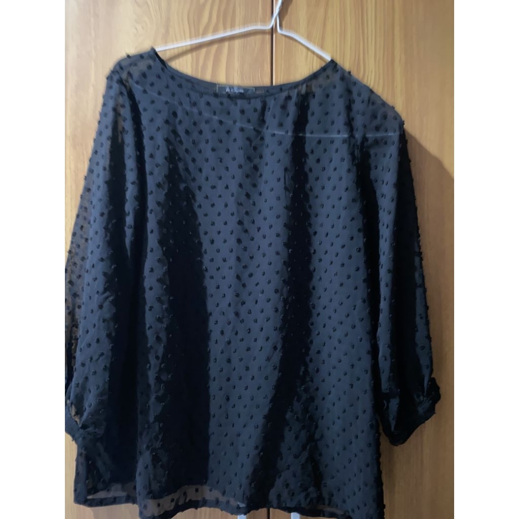 preloved top le bijou