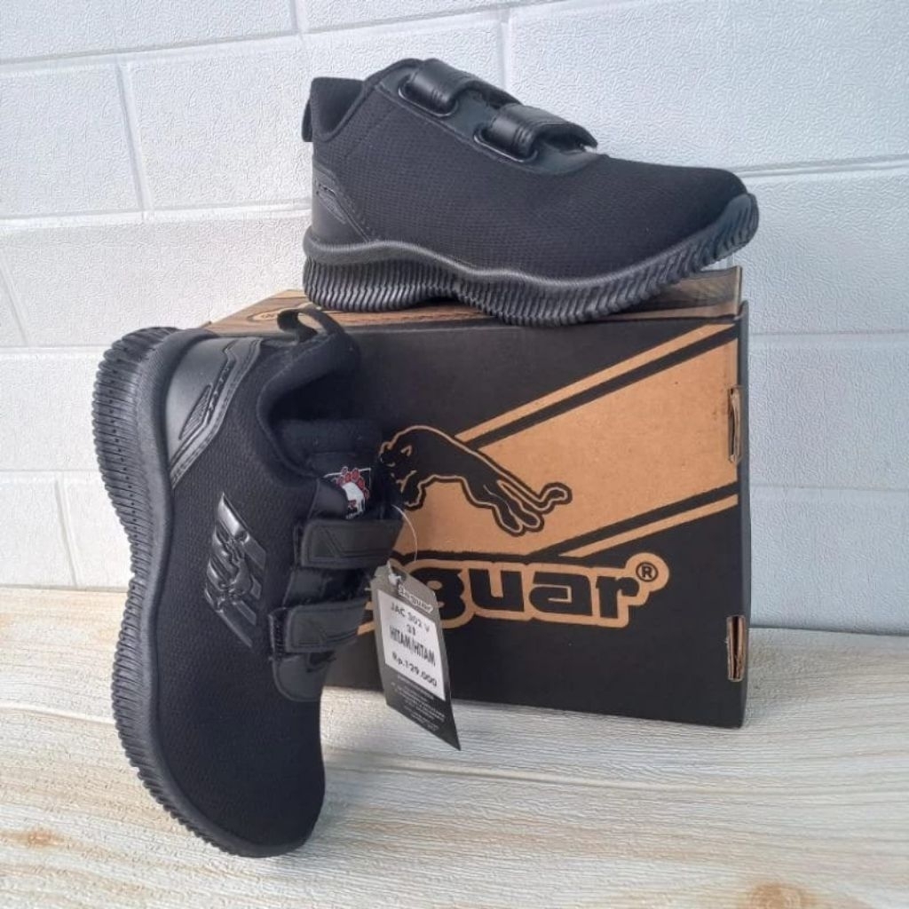 sepatu sekolah PRO ATT JAGUAR