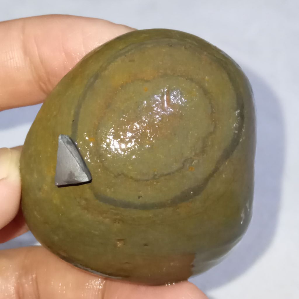 Original Batu Badar Besi Puser Bumi Nempel Magnet Antik