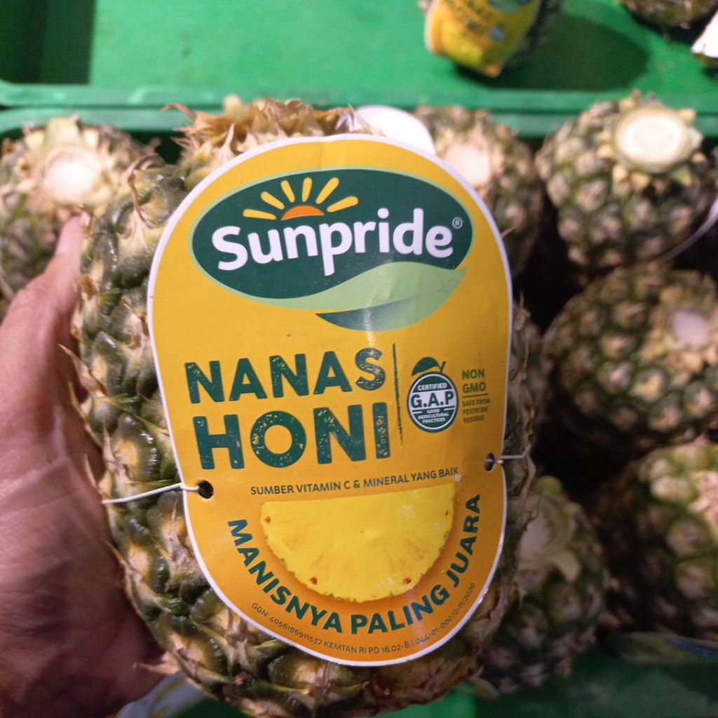 

nanas madu sunpride kwalitas 1/grade A size lebih dari 1 kg harga 1 buah