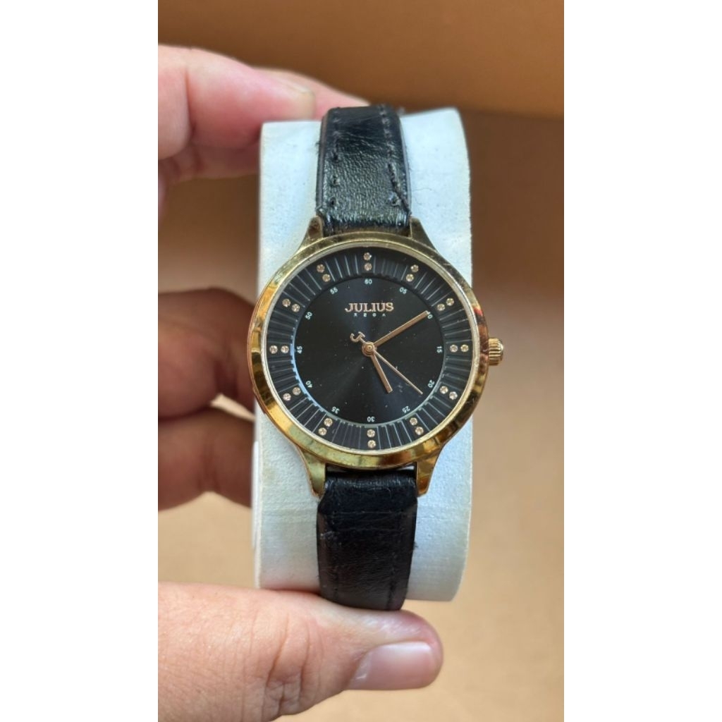 JAM TANGAN JULIUS