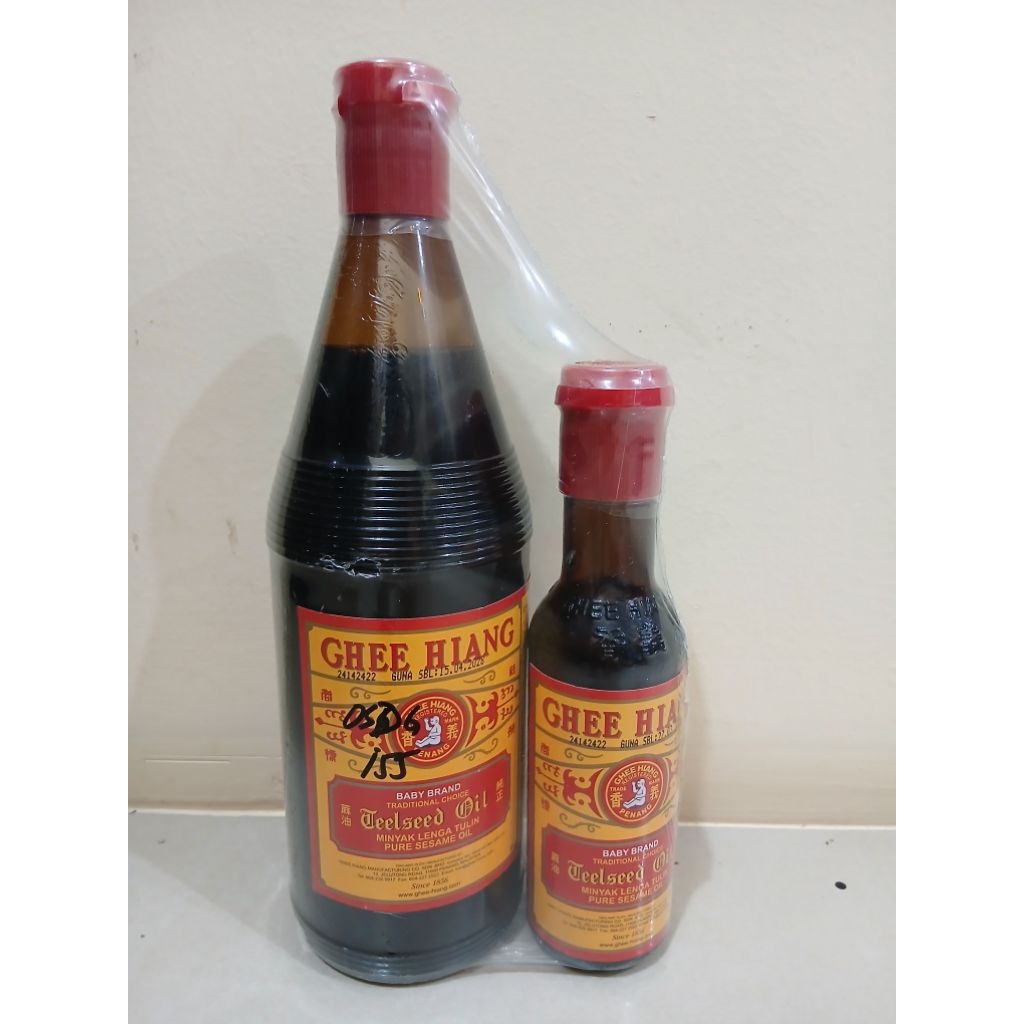 

GHEE HIANG PURE SESAME OIL TWIN PACK (680 ML FREE 155 ML) MINYAK WIJEN CAP ANAK BAYI