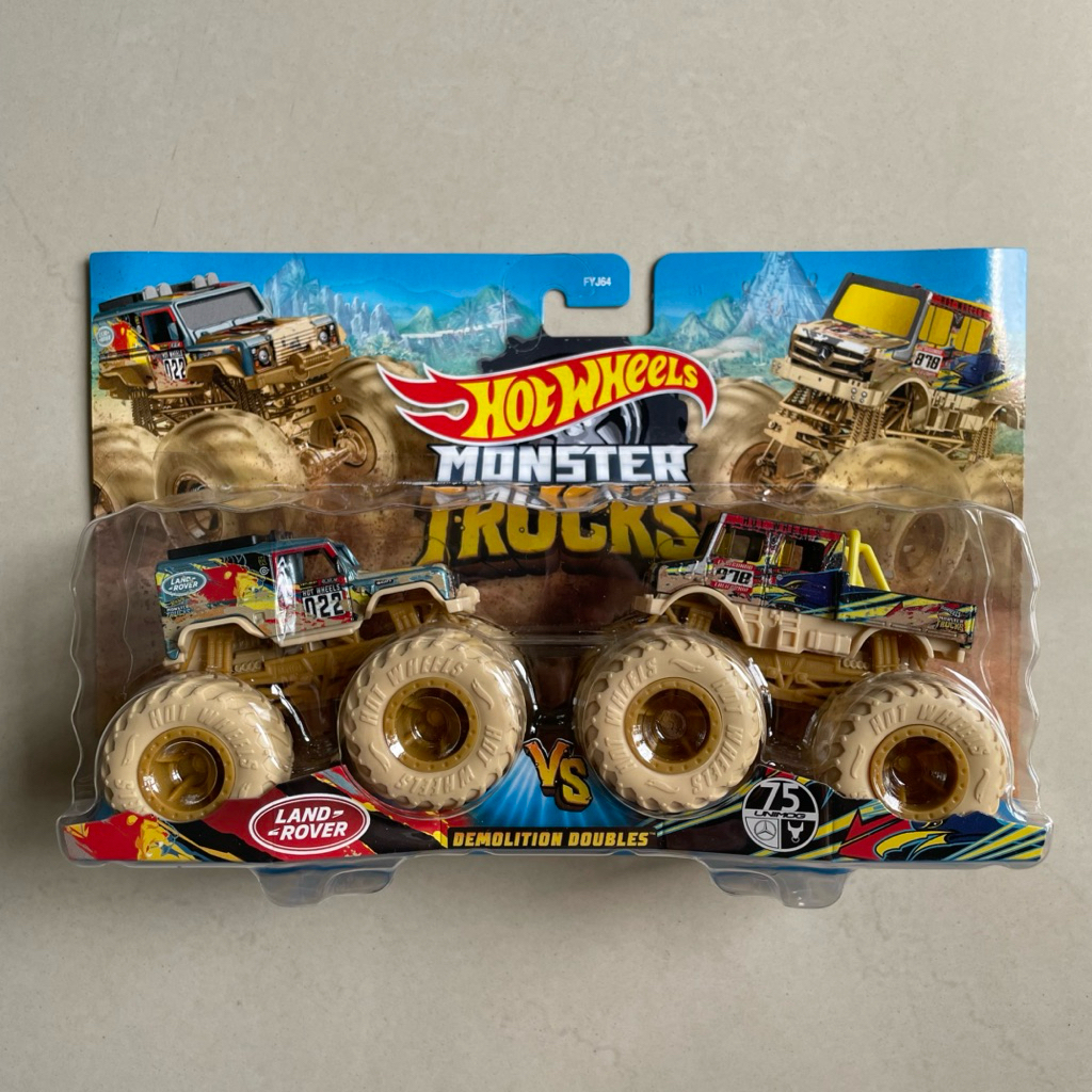 Hot Wheels Monster Trucks Land Rover Defender VS Unimog Mercedes Benz Mud Demolition Doubles Hotwhee