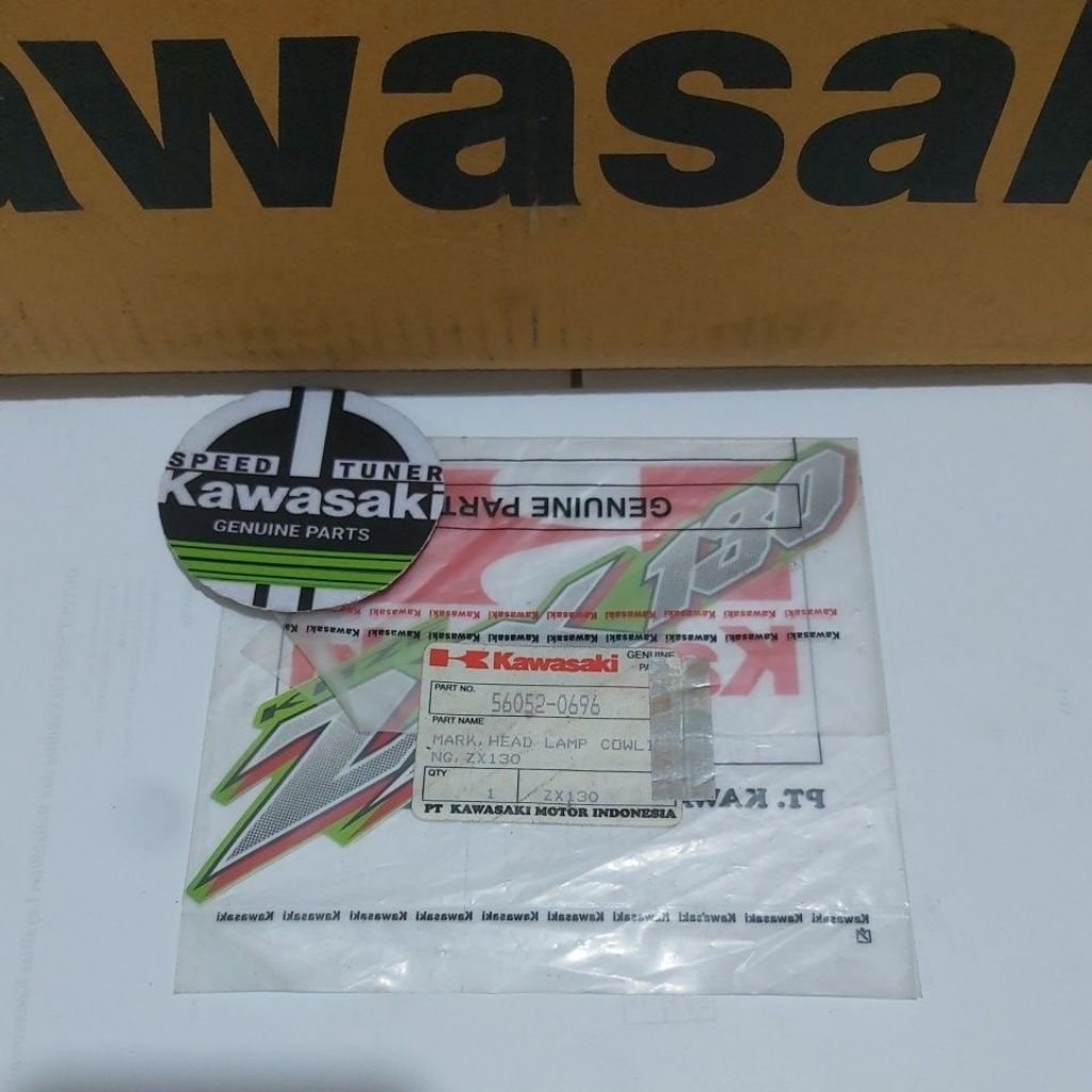 sticker zx130 batok lampu depan mark cover headlamp zx130 hijau