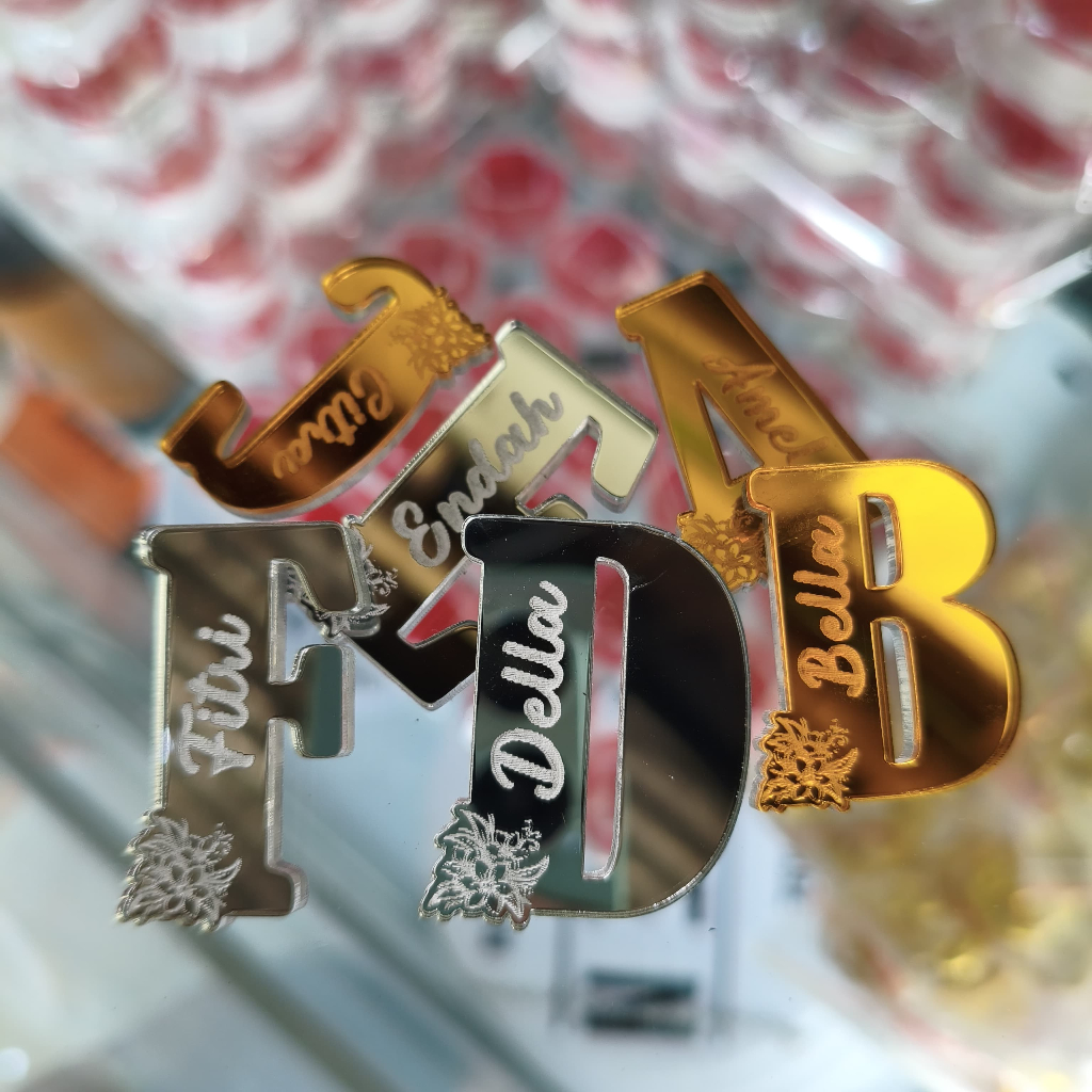 PIN BROS INISIAL AKRILIK MIRROR CUSTOM / AKRILIK BROS INISIAL HURUF / BROS GOLD ROSEGOLD SILVER