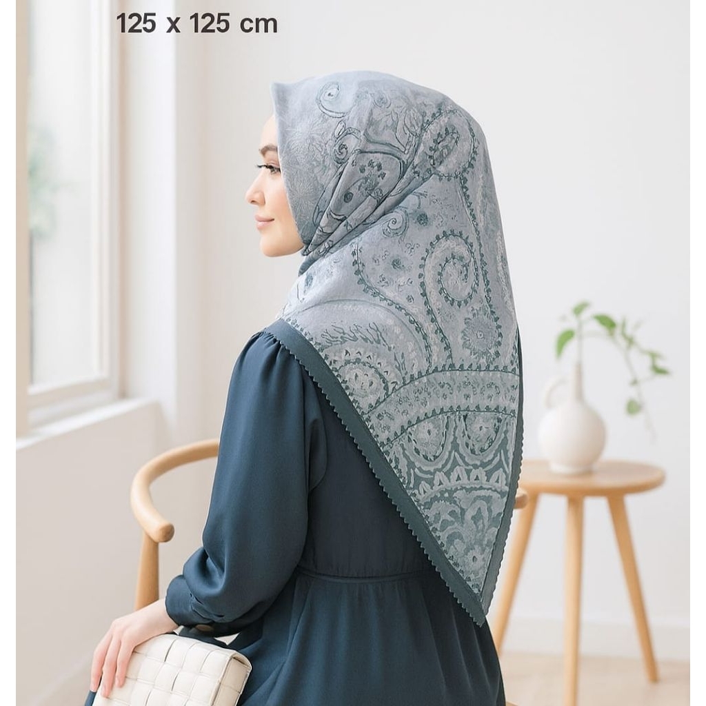 OBRAL TERLARIS SYARI LESTIKAA ABU BIRU / KERUDUNG SEGI EMPAT / JILBAB INSTAN / HIJAB TERBARU TERMURA