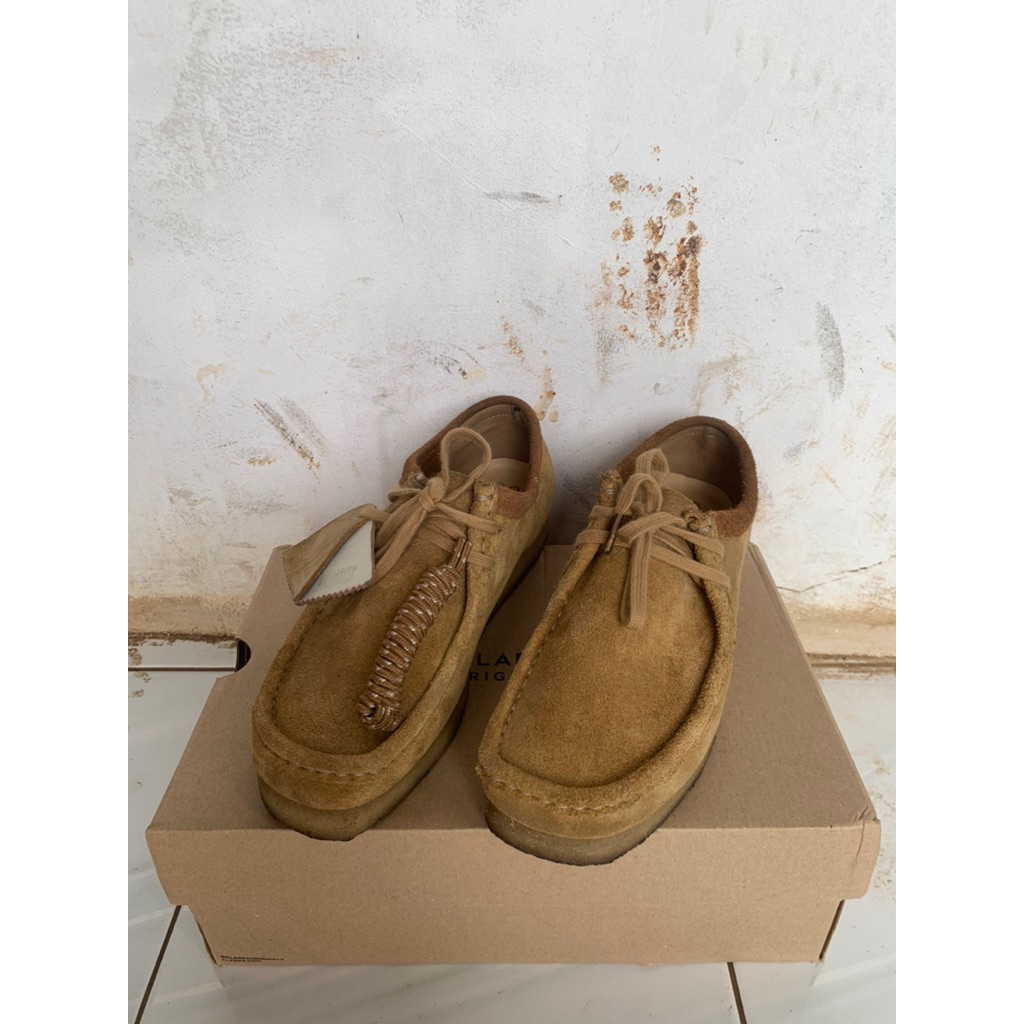 Clarks Wallabee Oakmoss Suede