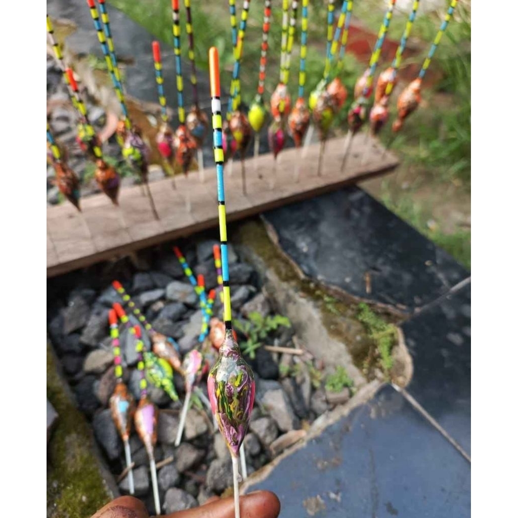 Pelampung Pancing Gabus/Styrofoam(Kambangan) Full Lilit Benang Anti Badai/Panjang15CM