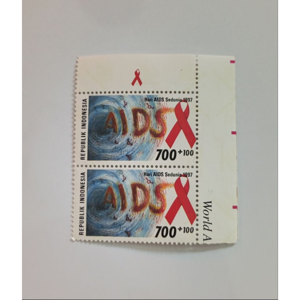

2 pcs Perangko Seri Hari Aids Sedunia Tahun 1997