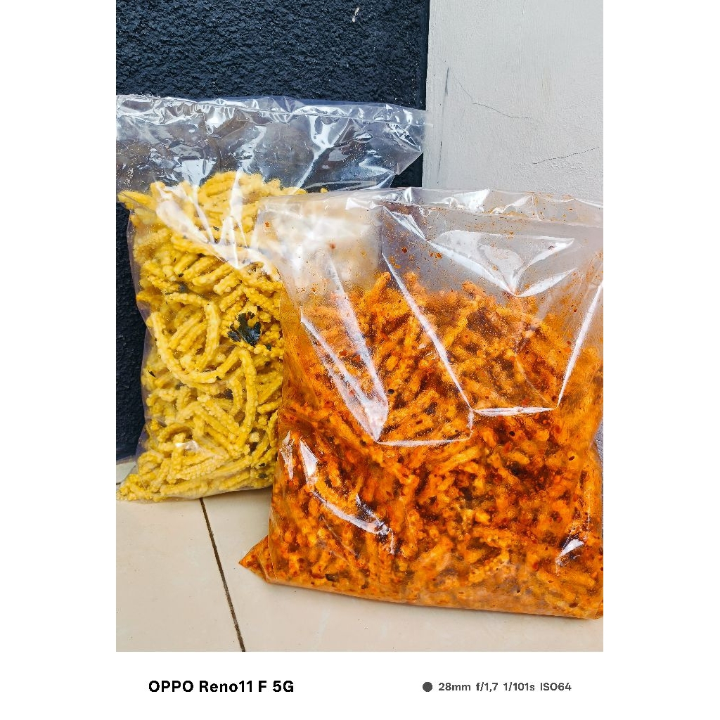 

Krupuk Seblak Jaat Krupuk Akar Manggar Pedas Original Daun Jeruk