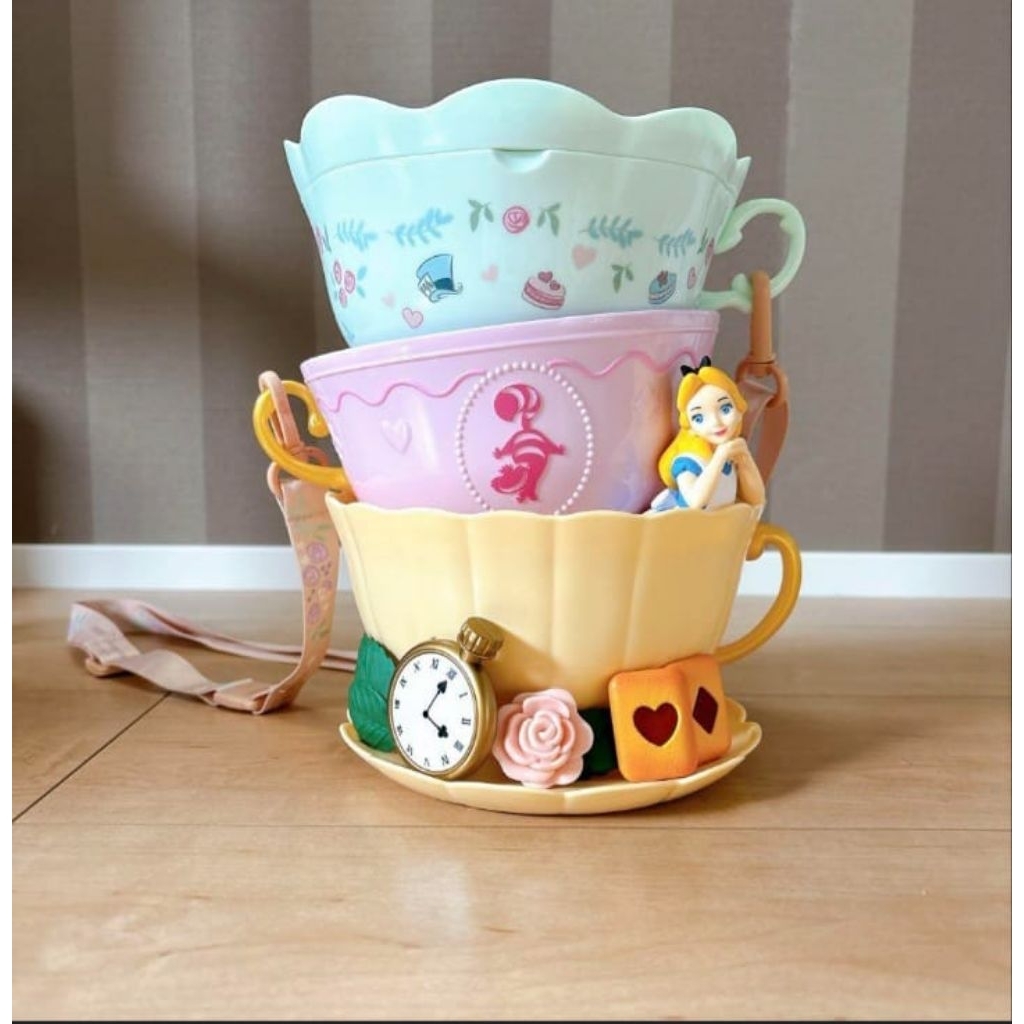 

bucket popcron alice in Wonderland original Disneyland Tokyo