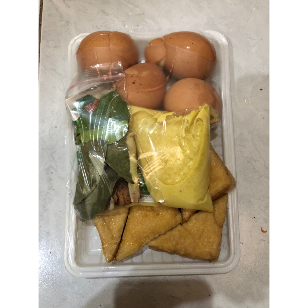 

telur tahu bumbu kuning