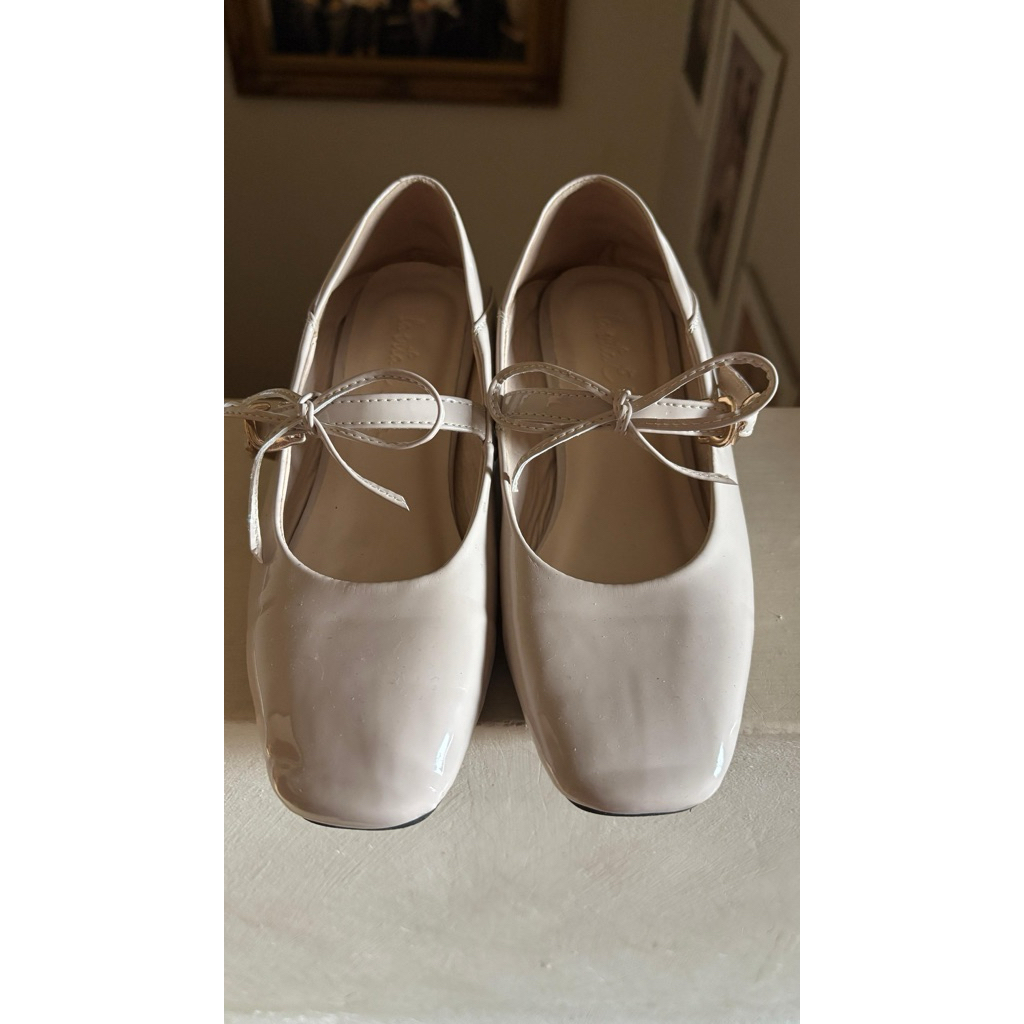 mary jane flat shoes preloved