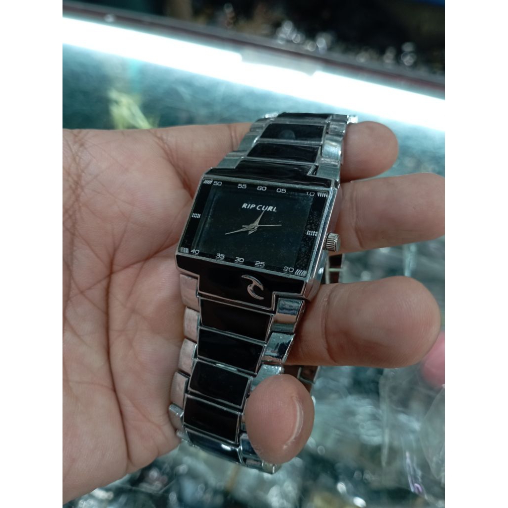 jam tangan pria Ripcurl stainless steel sporty Classic water resist