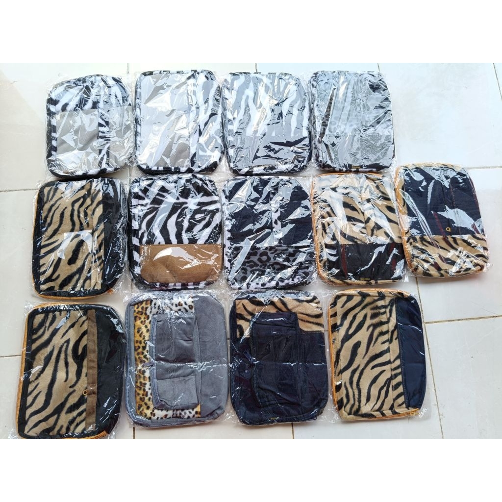 

SAMPUL ALQURAN MAKNA BESAR