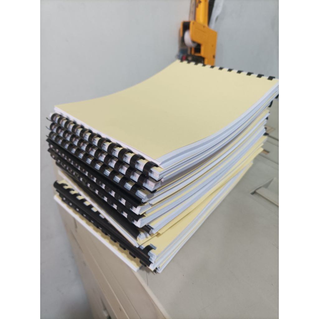 

BUKU CATATAN / AGENDA NOTE 100 HALAMAN / SANGAT COCOK UNTUK MEMBANTU MENYIMPAN DOKUMEN PENTING